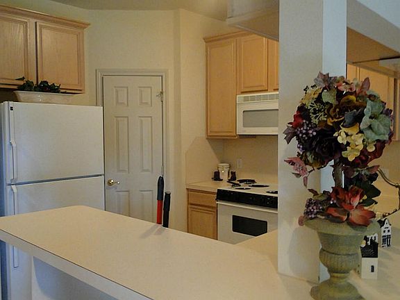 2nd image of 12565 Melville Dr Unit 112