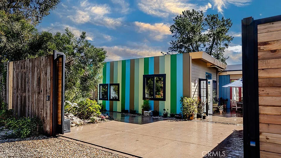 3 bed, 2000 sqft, $5,500 — Photo 1