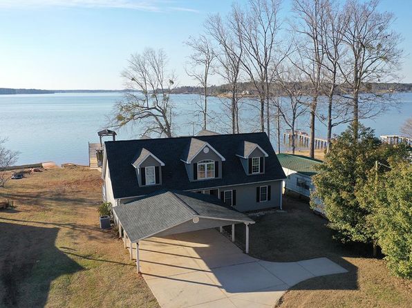 2608 Scurry Island Rd, Chappells, SC 29037