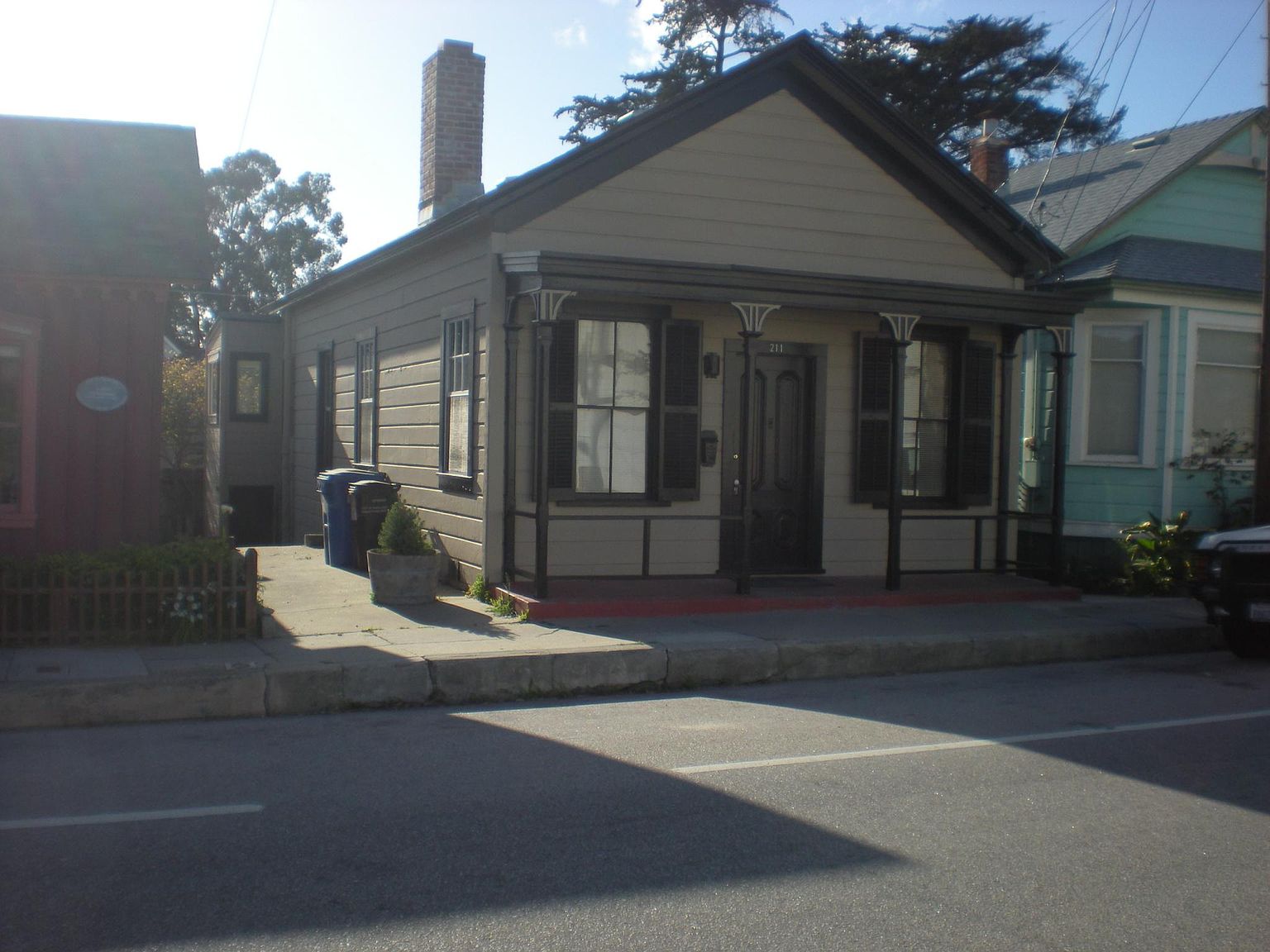 211 Seabright Ave Santa Cruz CA 95062 Zillow