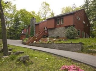 464 S Border Rd, Winchester, MA 01890