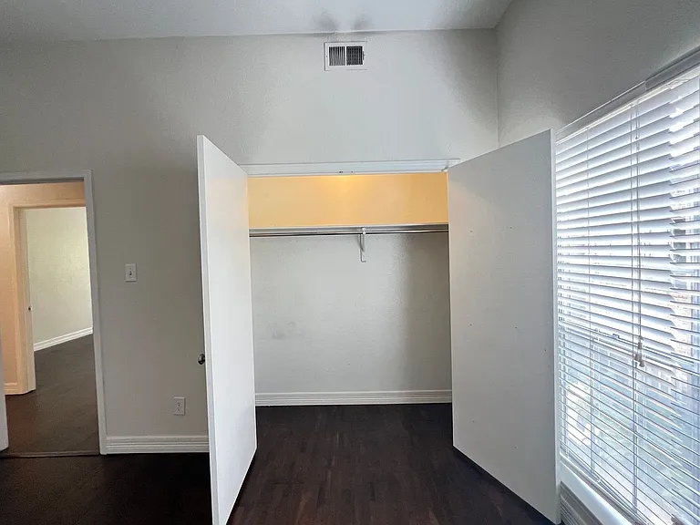 10432 High Hollows Dr #L — Photo 17