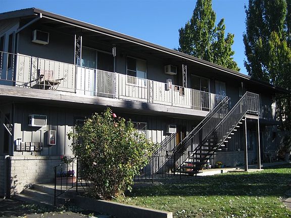 2nd image of 628 Berrydale Ave APT 17
