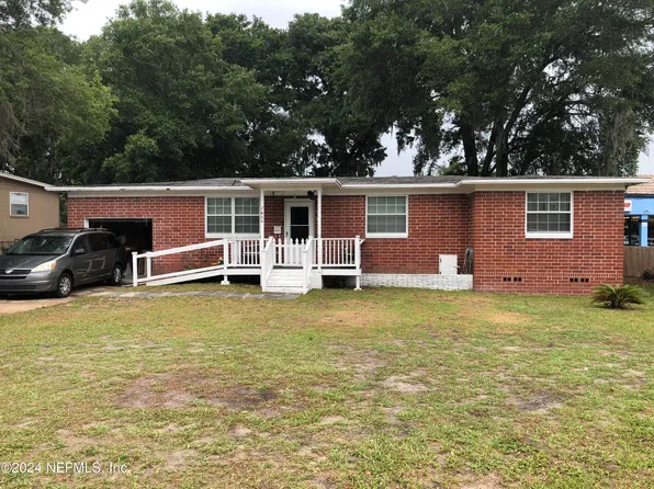 2604 CESERY Boulevard, Jacksonville, FL 32211