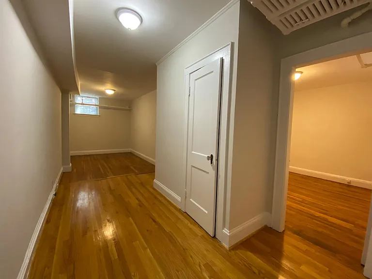 285 Harvard St #7 — Photo 6