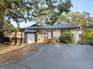 4037 Zinnia Rd, Saanich, BC V8Z 4W2