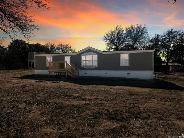 5106 SAVANNAH GRN, Von Ormy, TX 78073