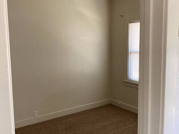 5th image of 1324 S Hutchins St #A