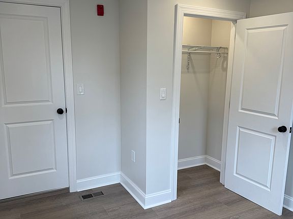 4th image of 2644 Braddock St Floor 1