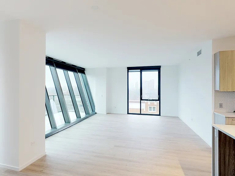 Dining/Living room