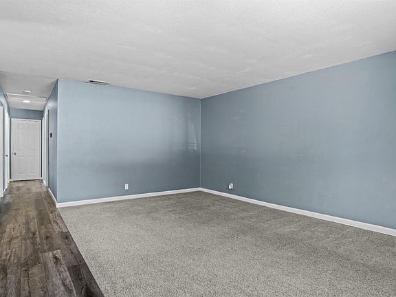 3rd image of 506 Burlington Drive