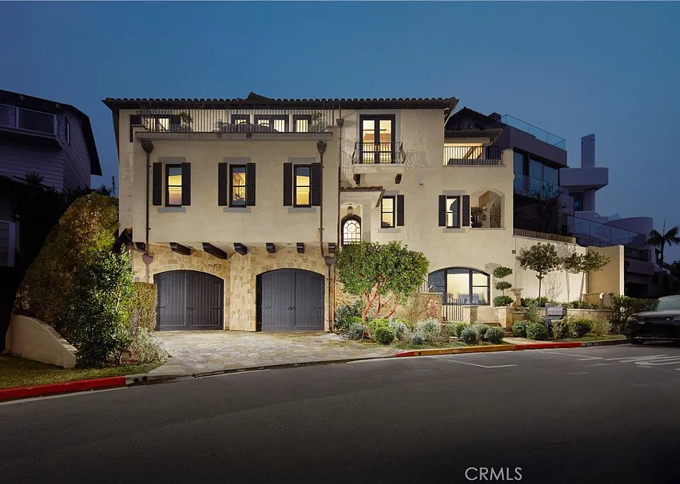 11 Emerald Bay