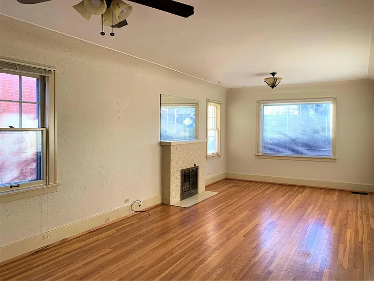 784 S Emerson St — Photo 6