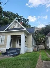 3 bed, 2.0 bath, 1796 sqft, $2,050 — Photo 1