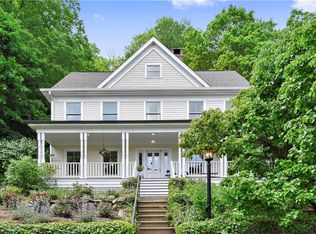 101 Edgemont Rd, Katonah, NY 10536