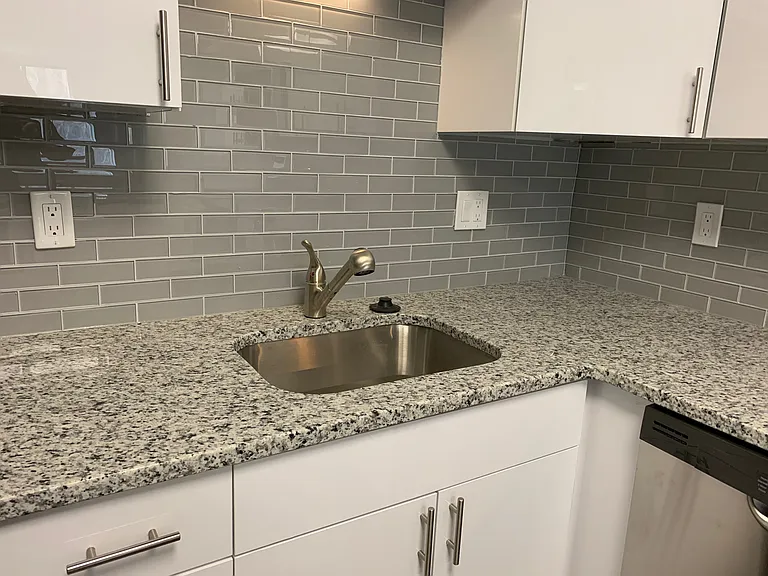 519 Washington St #3 — Photo 13