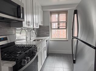 69-03 197th St #1, Fresh Meadows, NY 11365