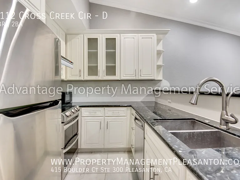 7112 Cross Creek Cir #D — Photo 5