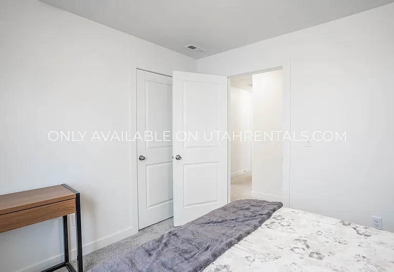 1733 N 1260 E — Photo 15