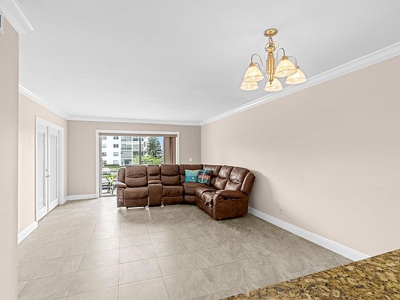 5th image of 3048 E Sunrise Lakes Dr #215