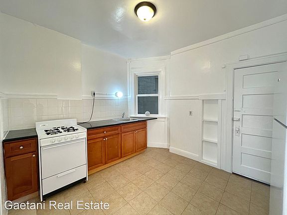5th image of 1020 Bush St #4