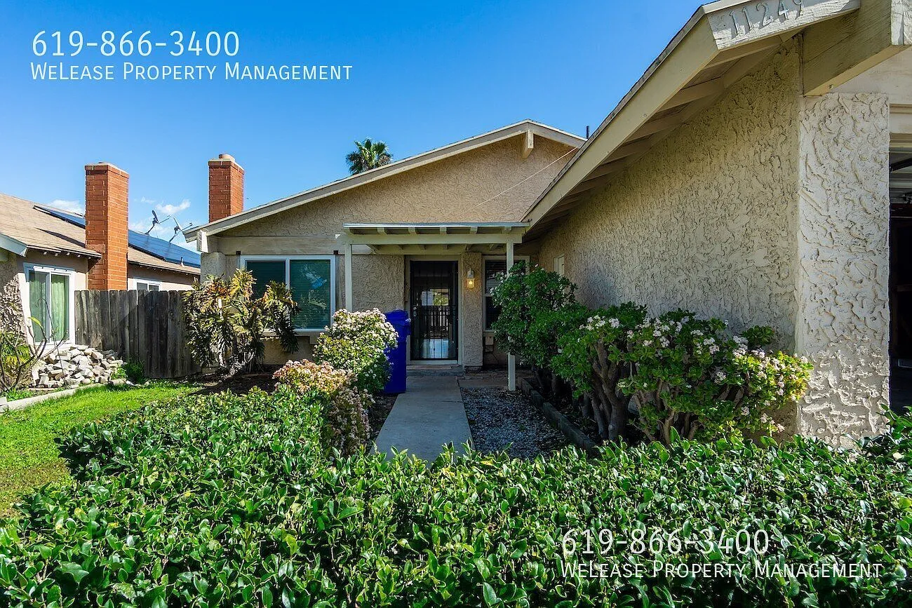 4-bedroom home in Mira Mesa with fenced yard in quiet neighborhood! — Photo 2