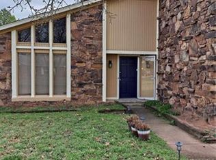 631 N Fir St, Jenks, OK 74037