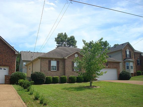 3rd image of 3032 Chateau Valley Dr
