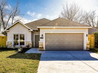5946 Southwind St, Houston, TX 77033