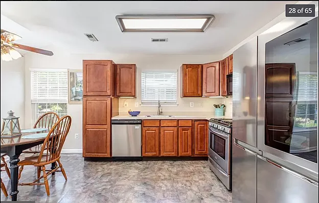 2629 Virginia Ln — Photo 16