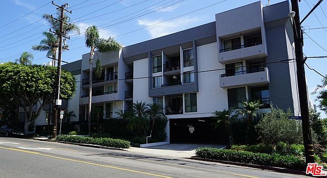 1st image of 906 N Doheny Dr APT 308