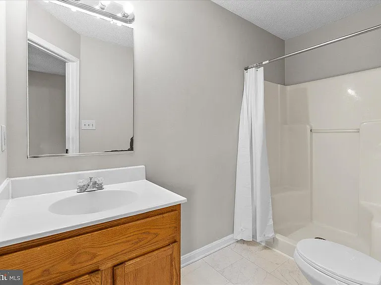 229 Sherando Cir — Photo 24
