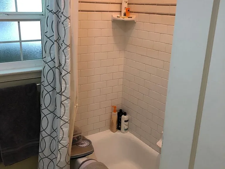 1160 Palm Ave — Photo 8