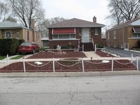 12625 S Page St, Calumet Park, IL 60827