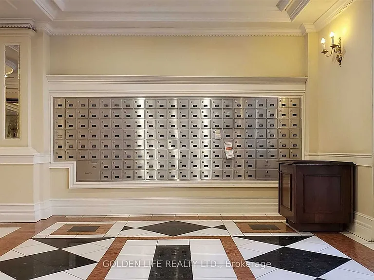 889 Bay St #205 — Photo 18