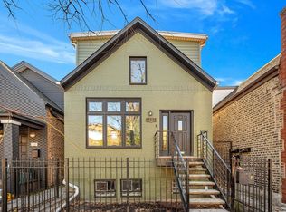 2145 W Charleston St, Chicago, IL 60647