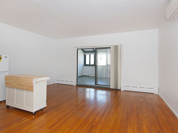 3rd image of 29-05 21st Ave #2E