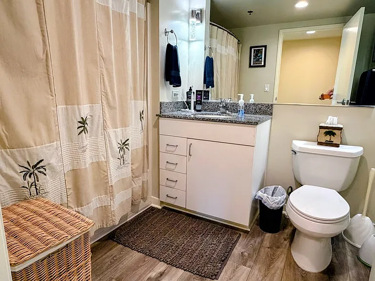 425 W Beech St #859 — Photo 16