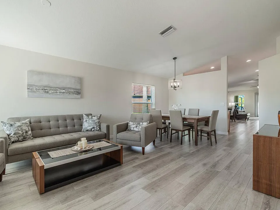 4477 Sanibel Way #1-ID1590884P