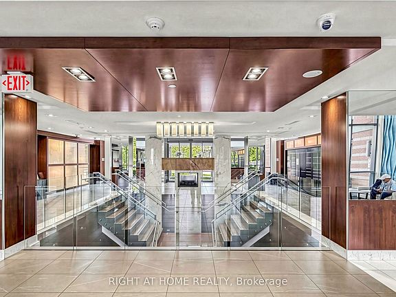 4th image of 225 Sherway Gardens Rd #109
