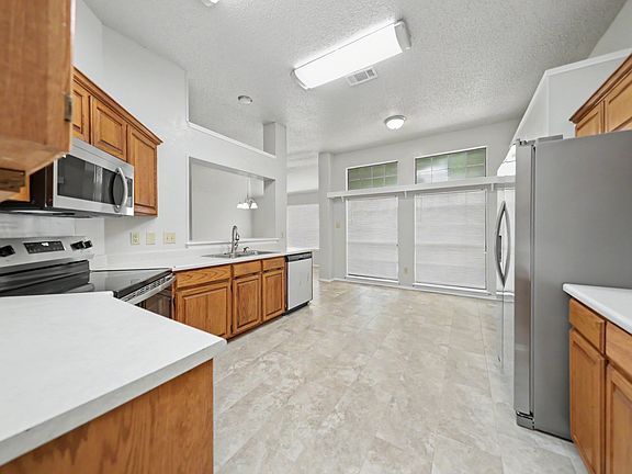4th image of 2305 Skipcha Dr