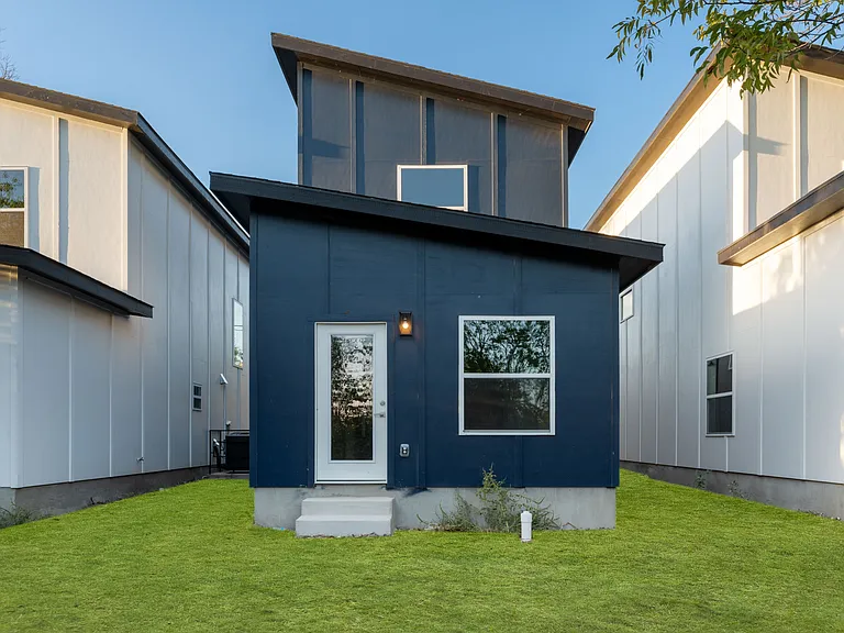 214 Cooper St — Photo 25