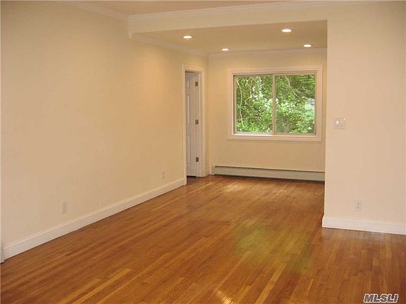 4th image of 788 Janos Ln
