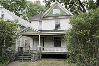 1st image of 937 N Park St