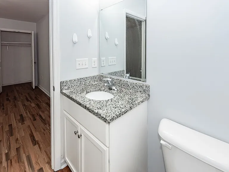 211 White St #B — Photo 19