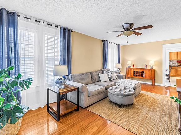 5th image of 2711 W FIG STREET