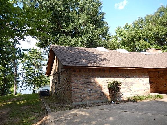 3rd image of 22817 Lakeside Dr