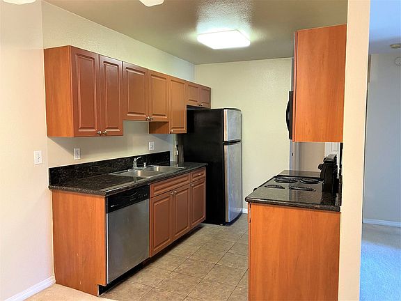 4th image of 3010 Alta View Dr Unit B-204