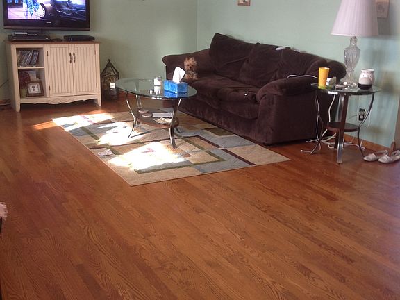 4th image of 14 Eastview Dr