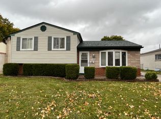 31306 Nelson Dr, Warren, MI